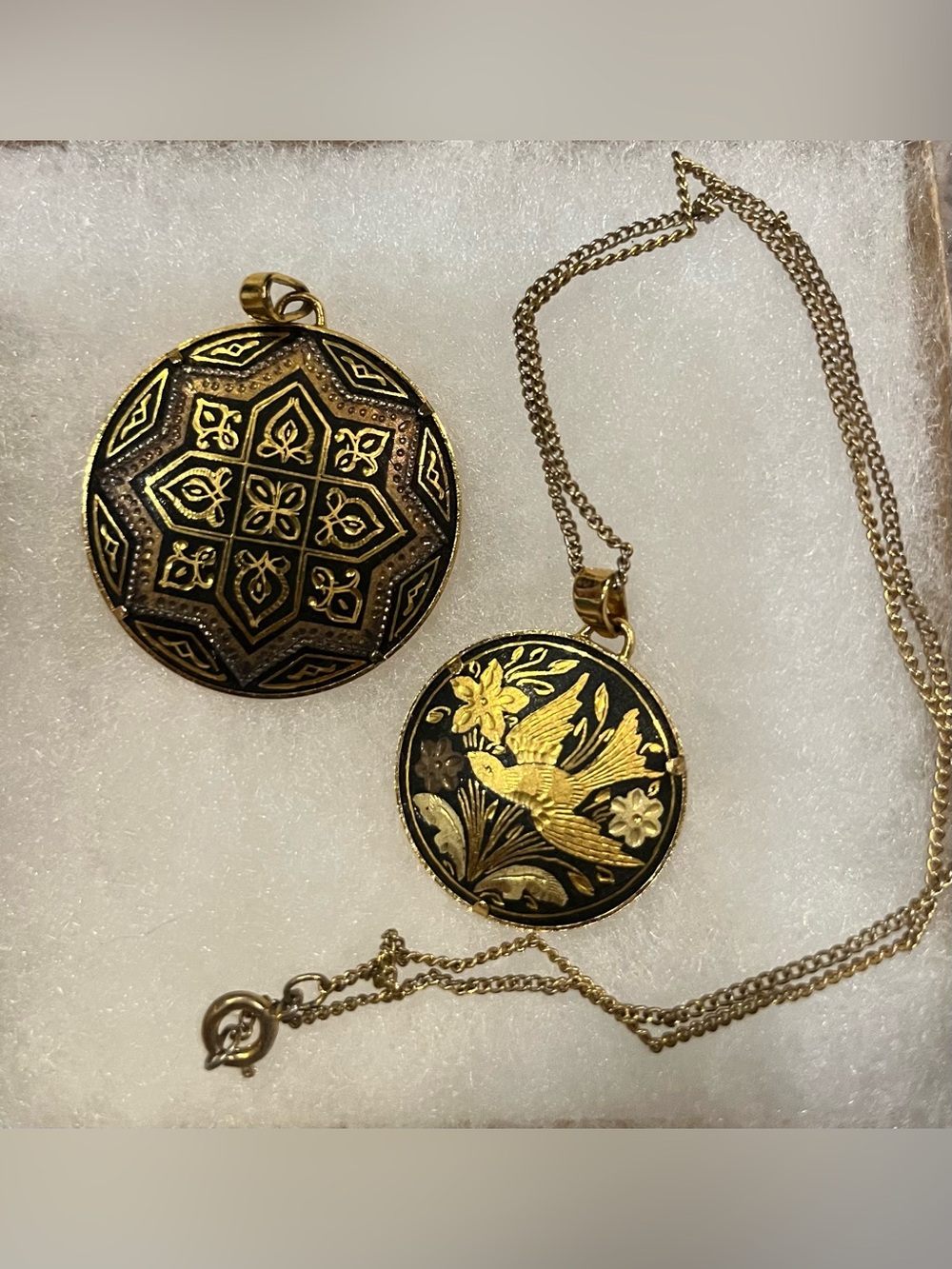 Gold tone and Black Ornate Floral Necklace Set